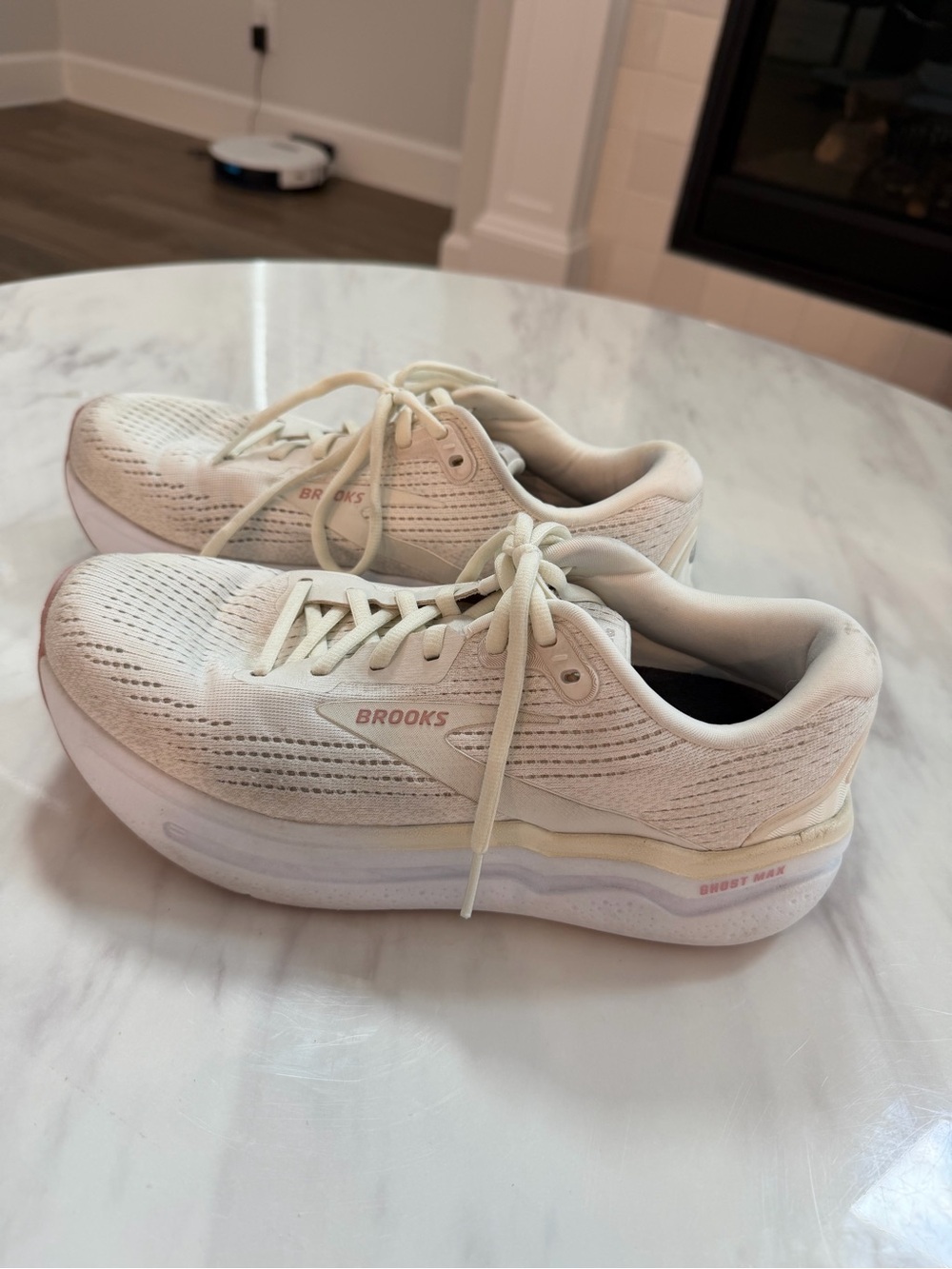 Brooks Women’s Running Sneakers in Cream and Pale Pink Accent